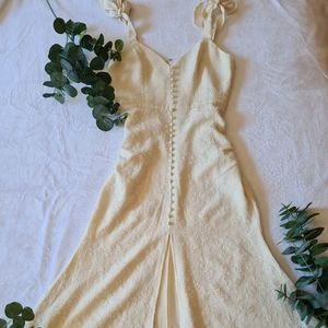 Elegant Dress cream texture